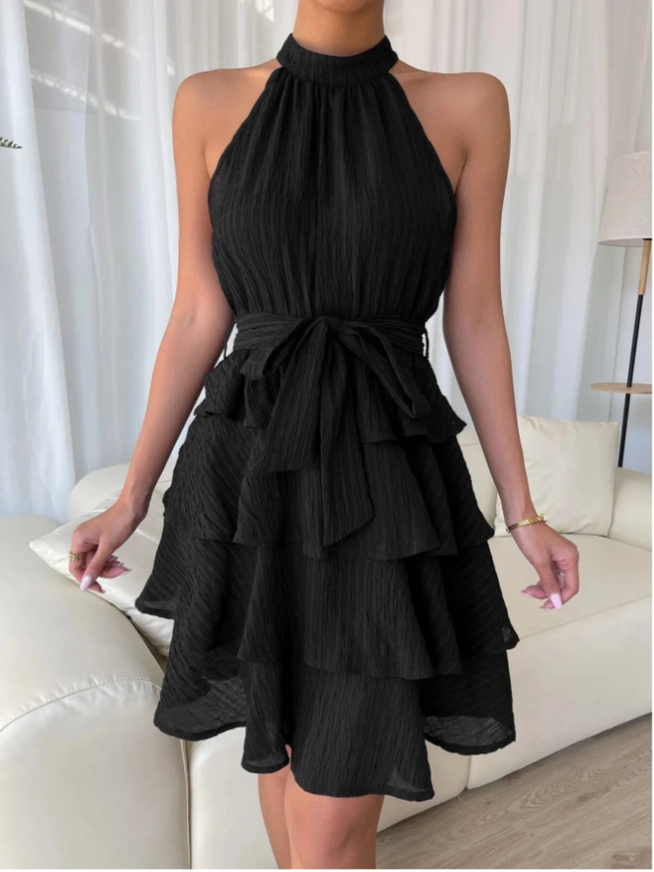 Orielle - Mini-robe sans manches à volants et volants