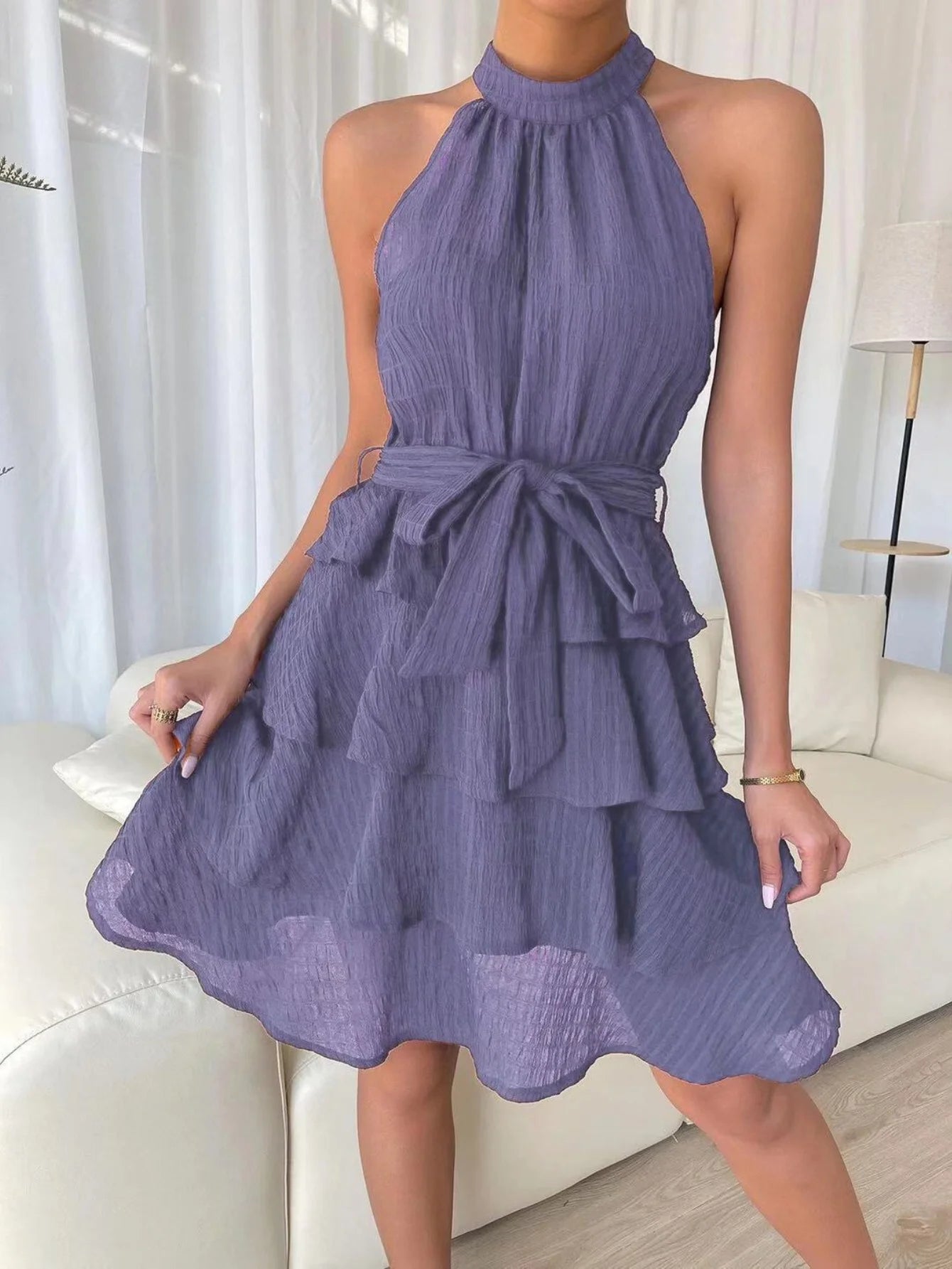 Orielle - Mini-robe sans manches à volants et volants