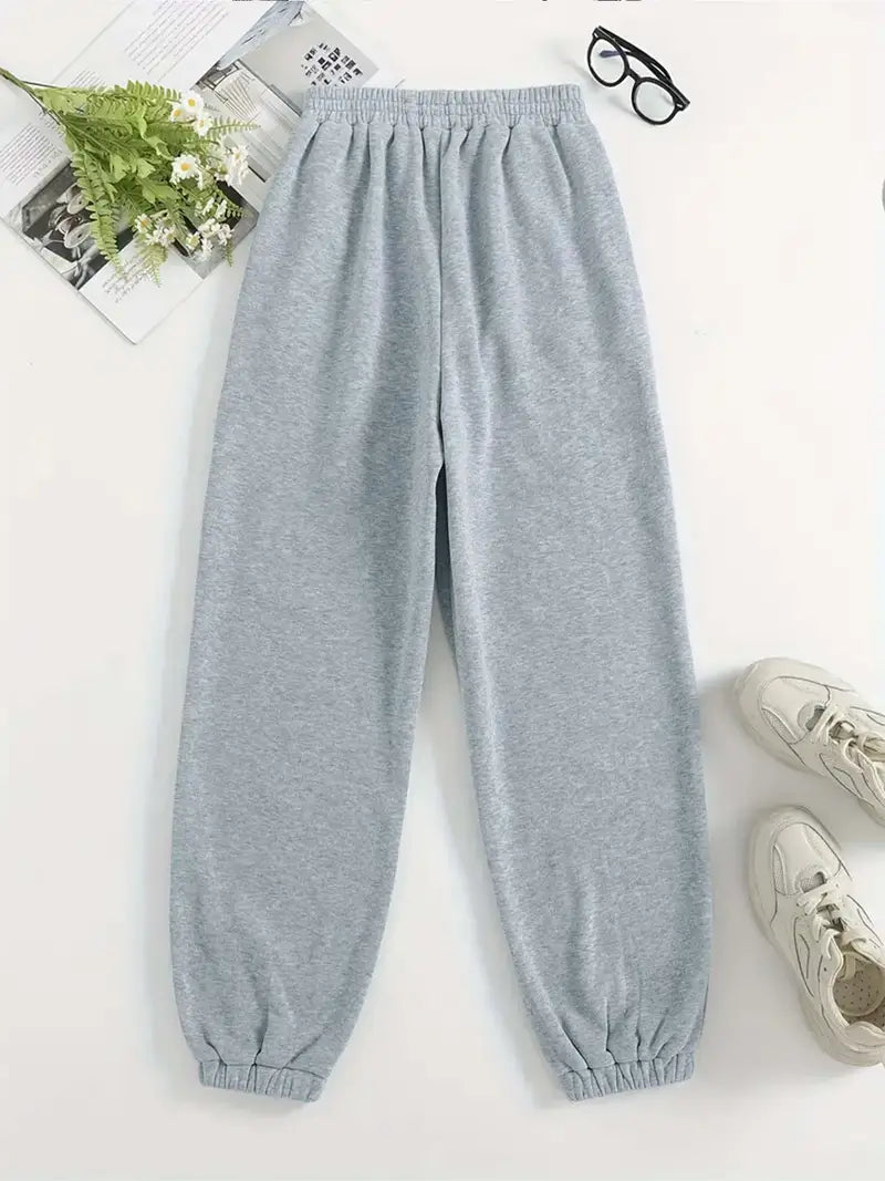 Bratomira - Ensemble pull et jogging à imprimé battement de cœur