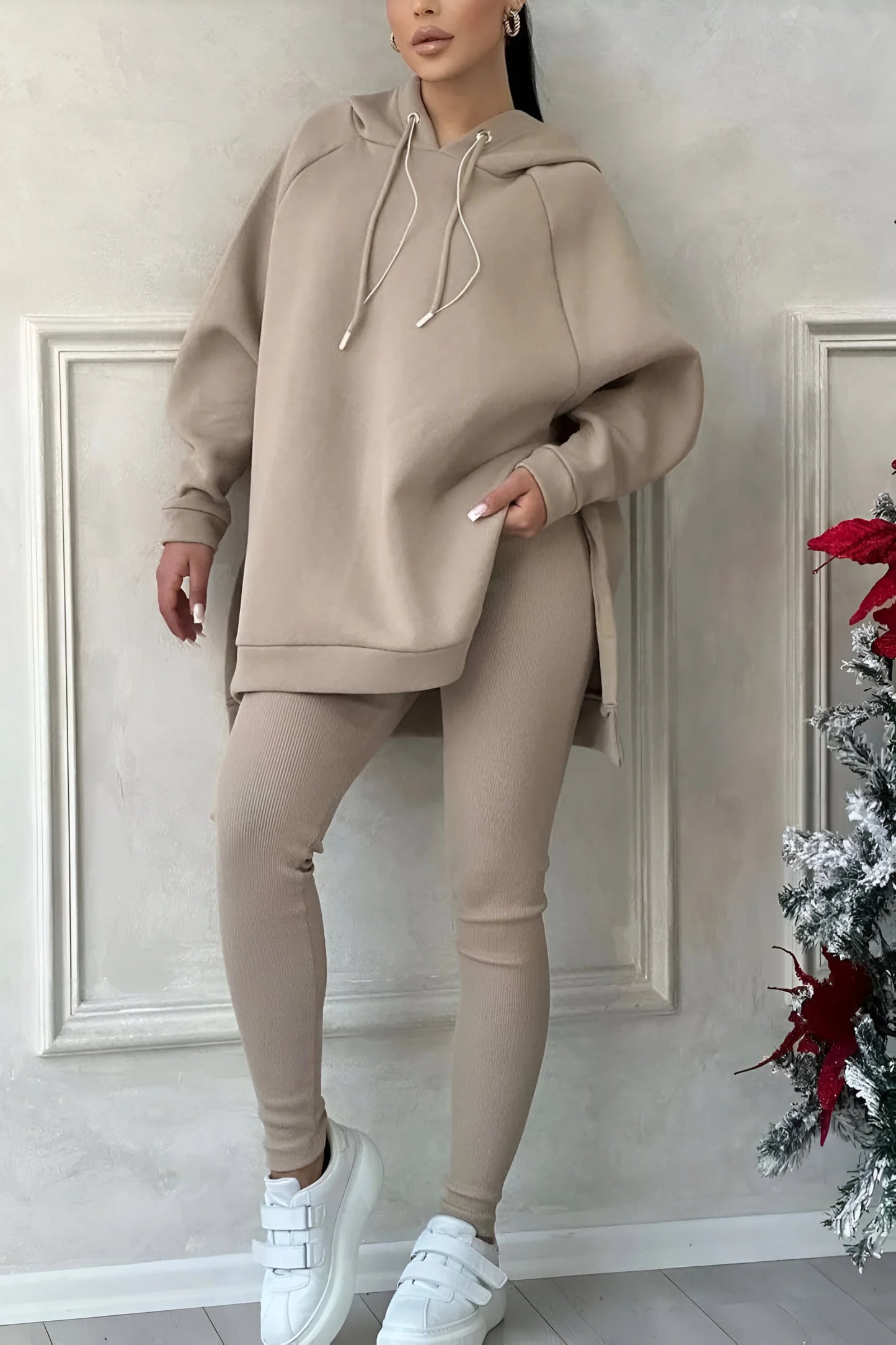 Sophie - Ensemble sweat à capuche et jogging à ourlet fendu