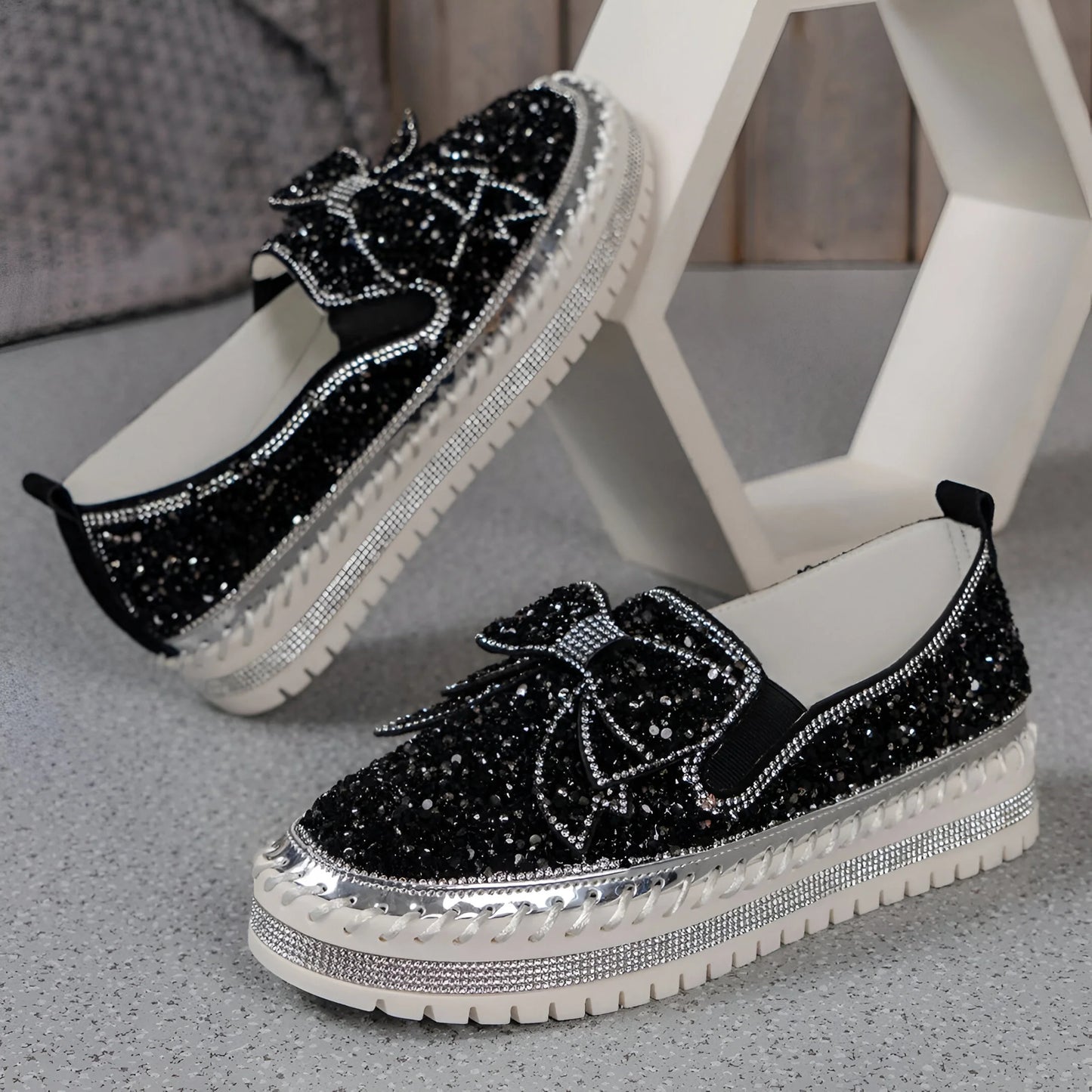 Isabeau – Mocassins décontractés ornés d'un nœud en strass