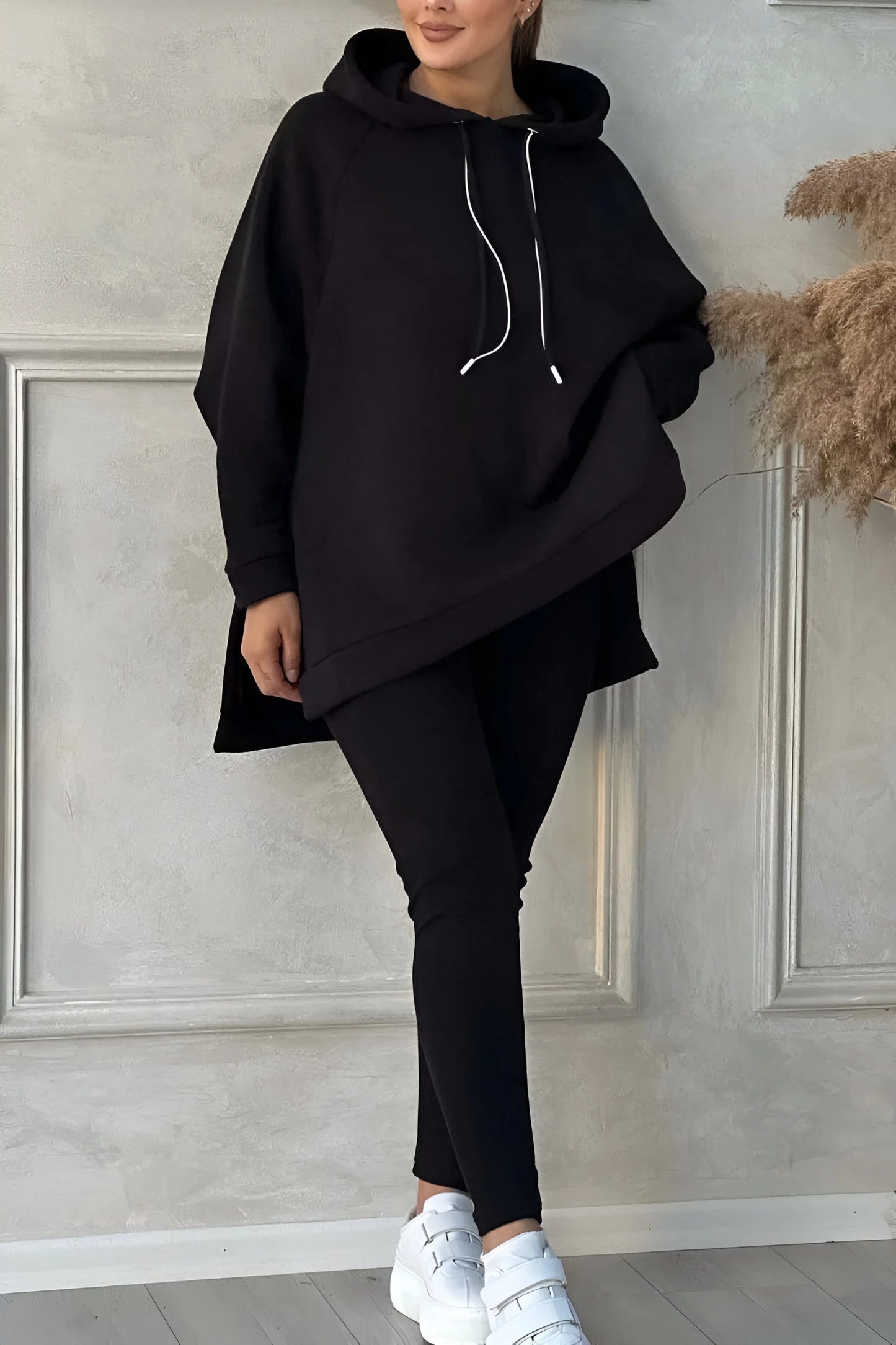Sophie - Ensemble sweat à capuche et jogging à ourlet fendu