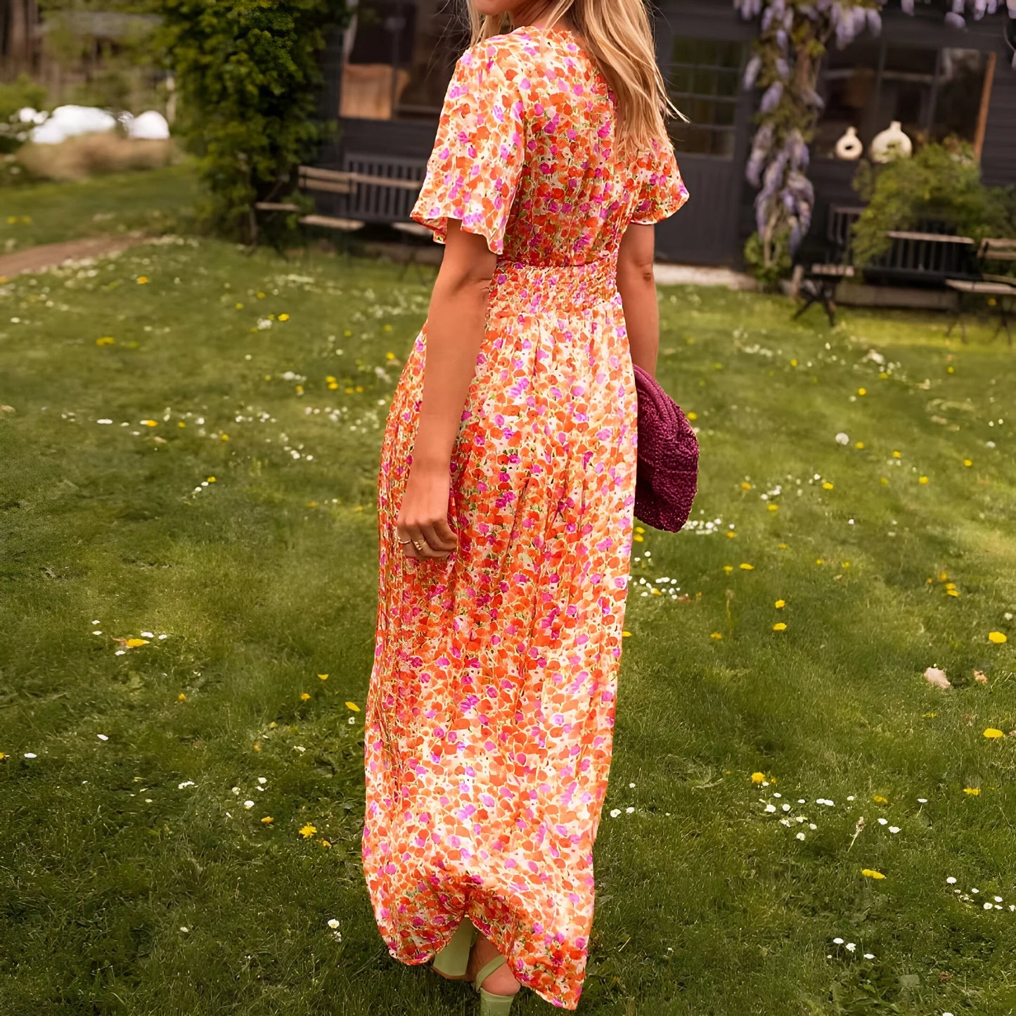 Florine – Robe fluide à col en V