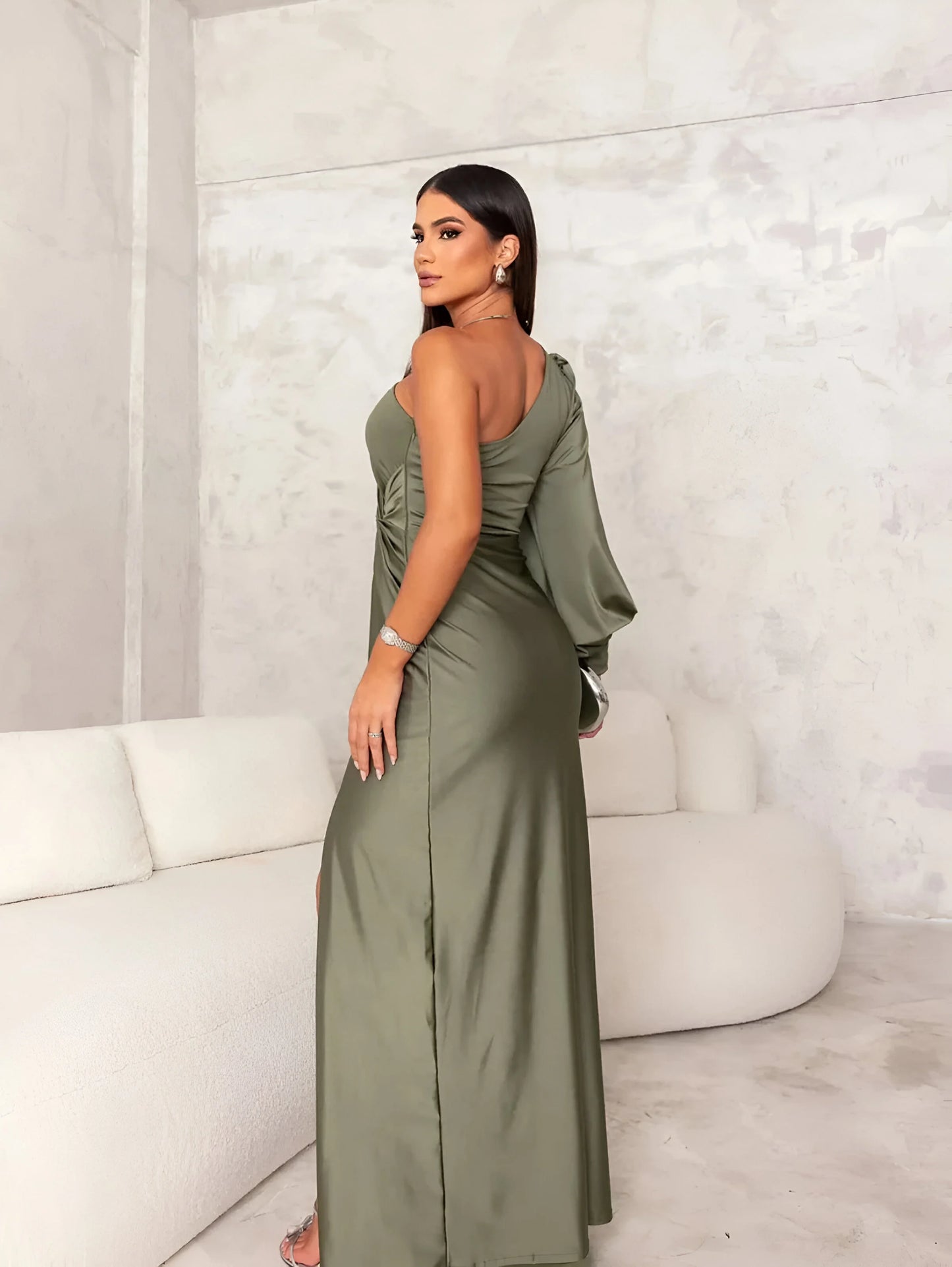 Mireille - Robe de soirée asymétrique fendue sur le côté