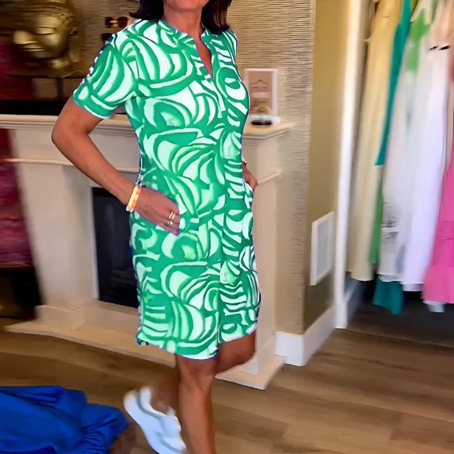 Maëlle – Robe d'été à col en V abstrait