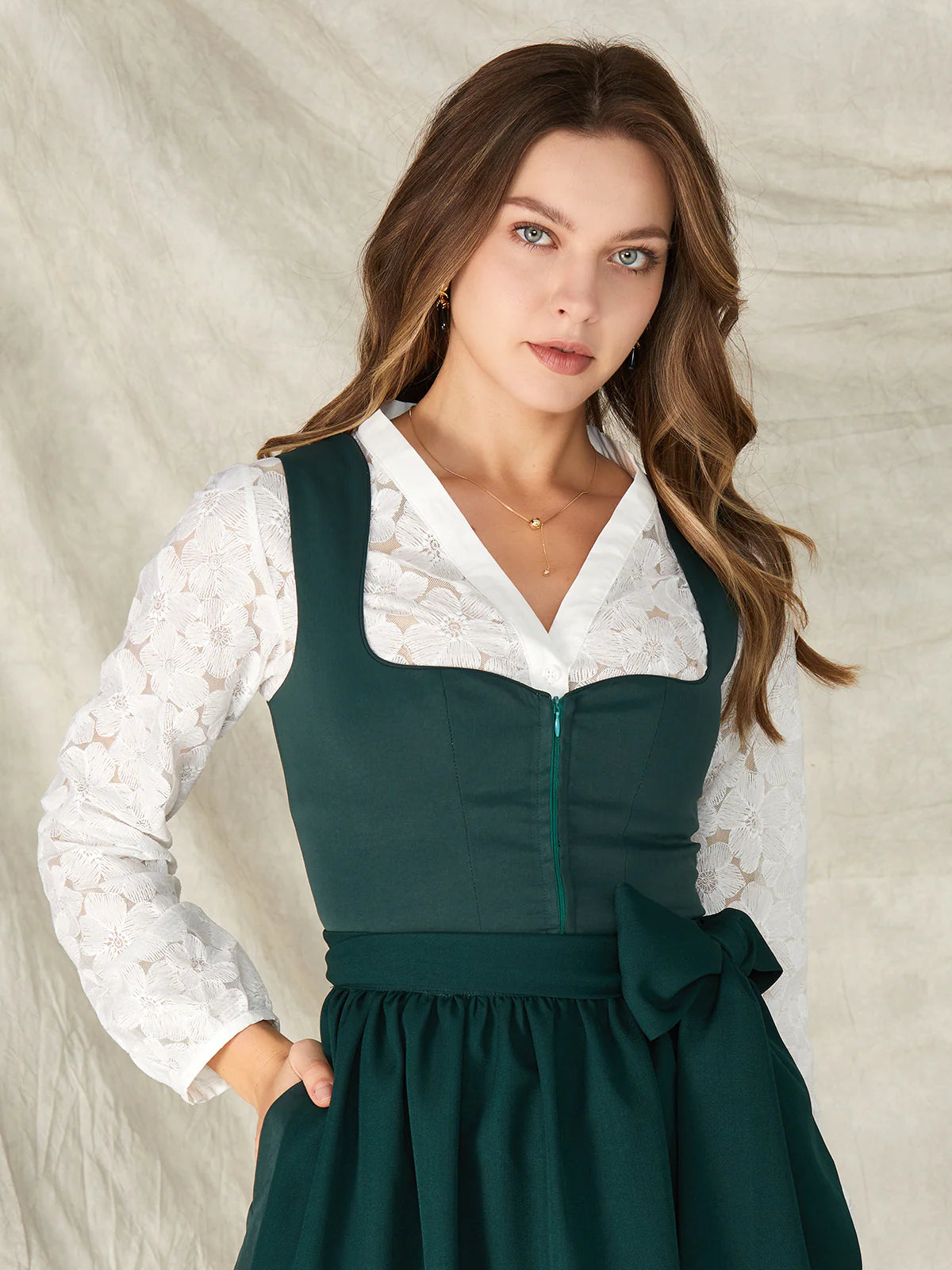 Maëlys – Pull Col V Maille Ajourée