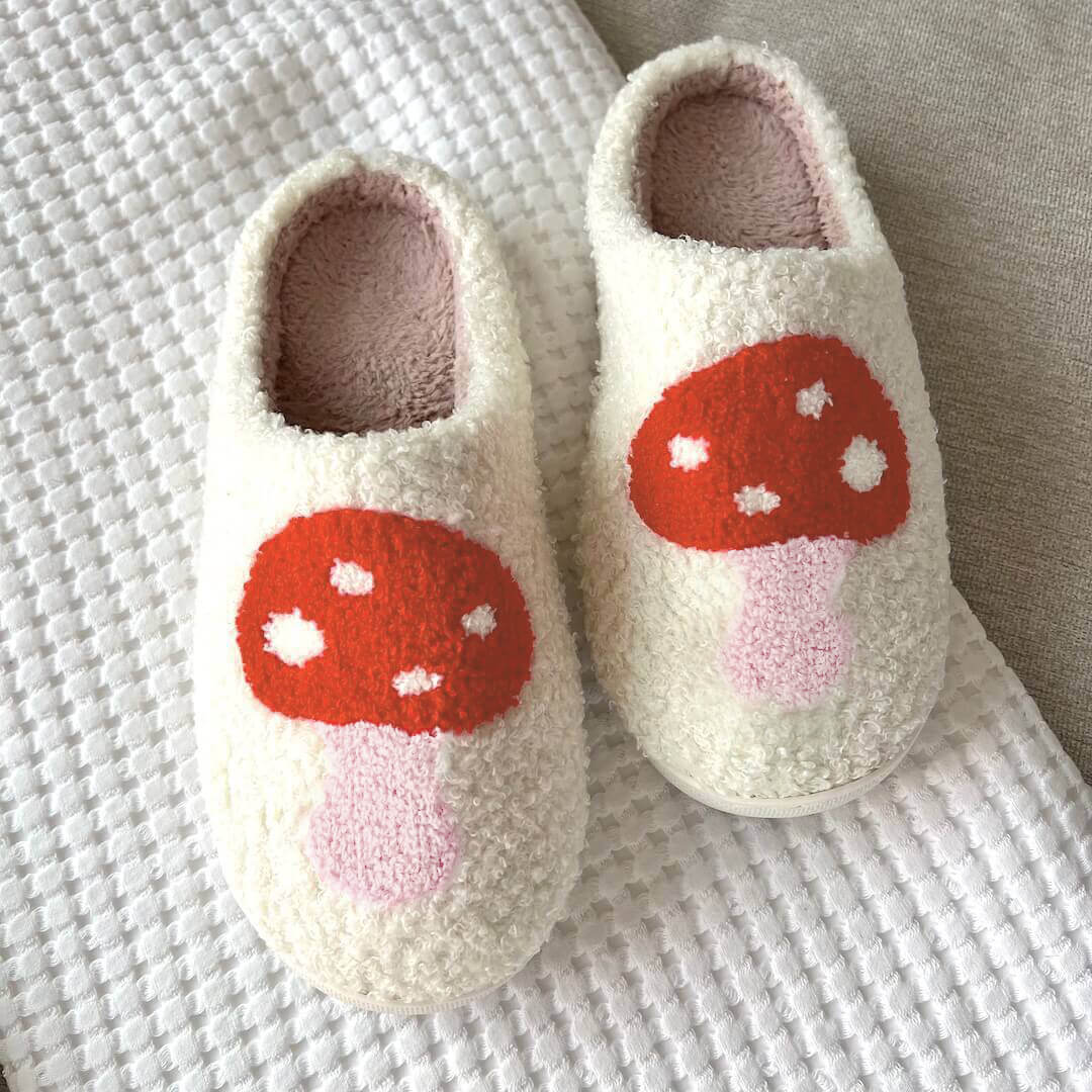 Amelisse – Chaussons en peluche cœur pour un confort douillet