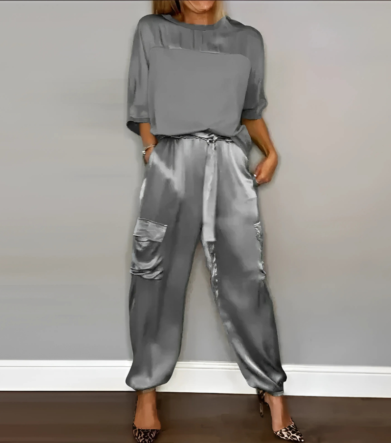 Julia – Ensemble élégant en satin deux pièces