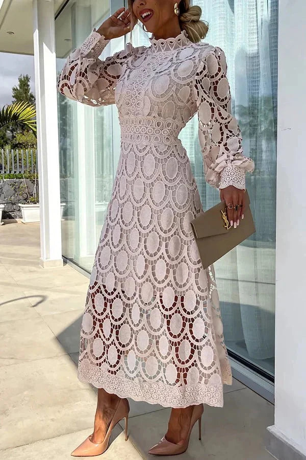 Aria - Robe mi-longue brodée de luxe