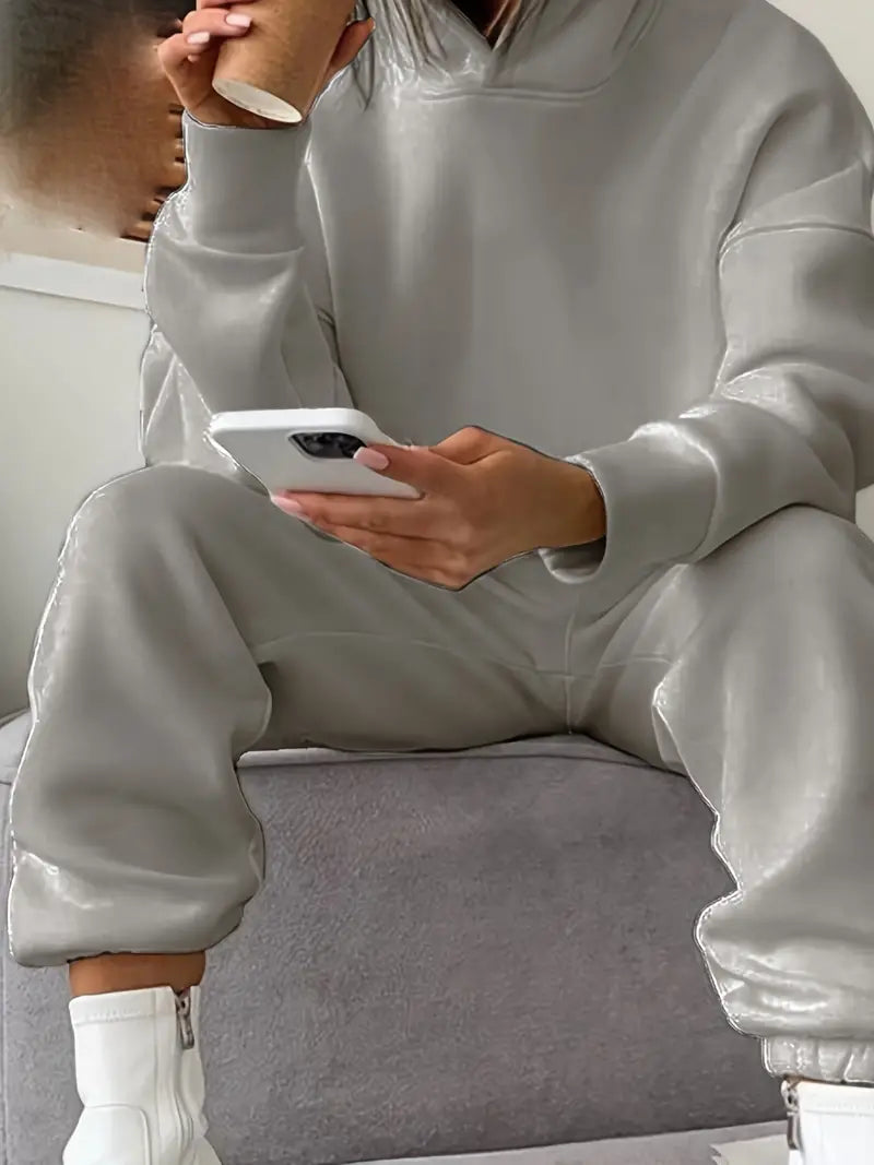 Żegomira - Ensemble décontracté deux pièces avec sweat à capuche et pantalon