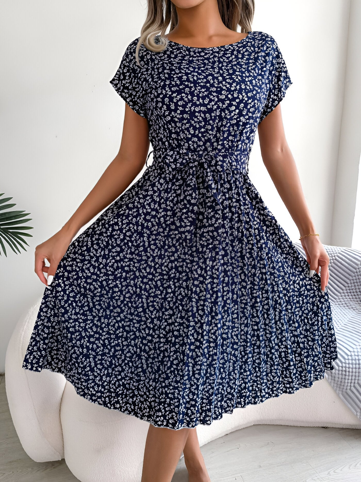 FENNA - ROBE ÉLÉGANCE PLISSÉE À FLEURS