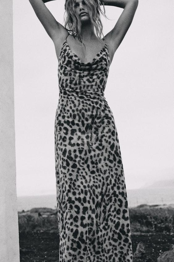 JULIA - Robe à imprimé léopard au style raffiné