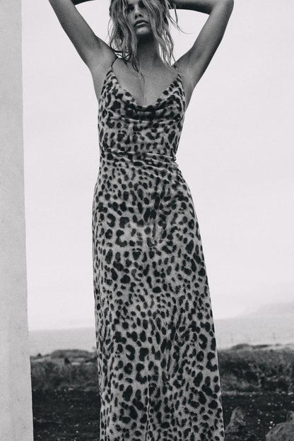 JULIA - Robe à imprimé léopard au style raffiné