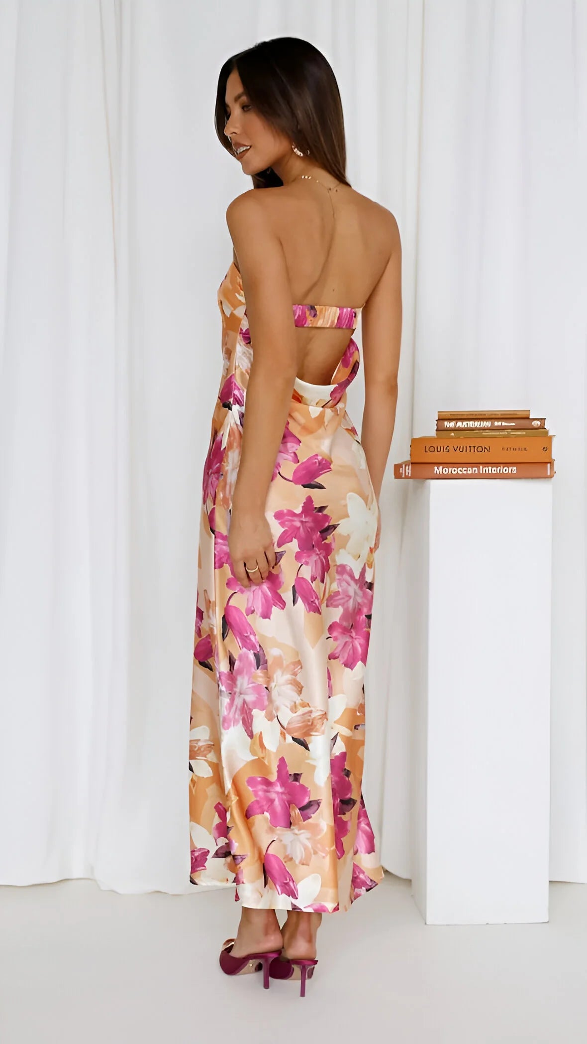 Violette - Robe dos nu en satin à imprimé floral