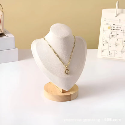 Célestine – Ensemble de présentoirs à colliers en velours