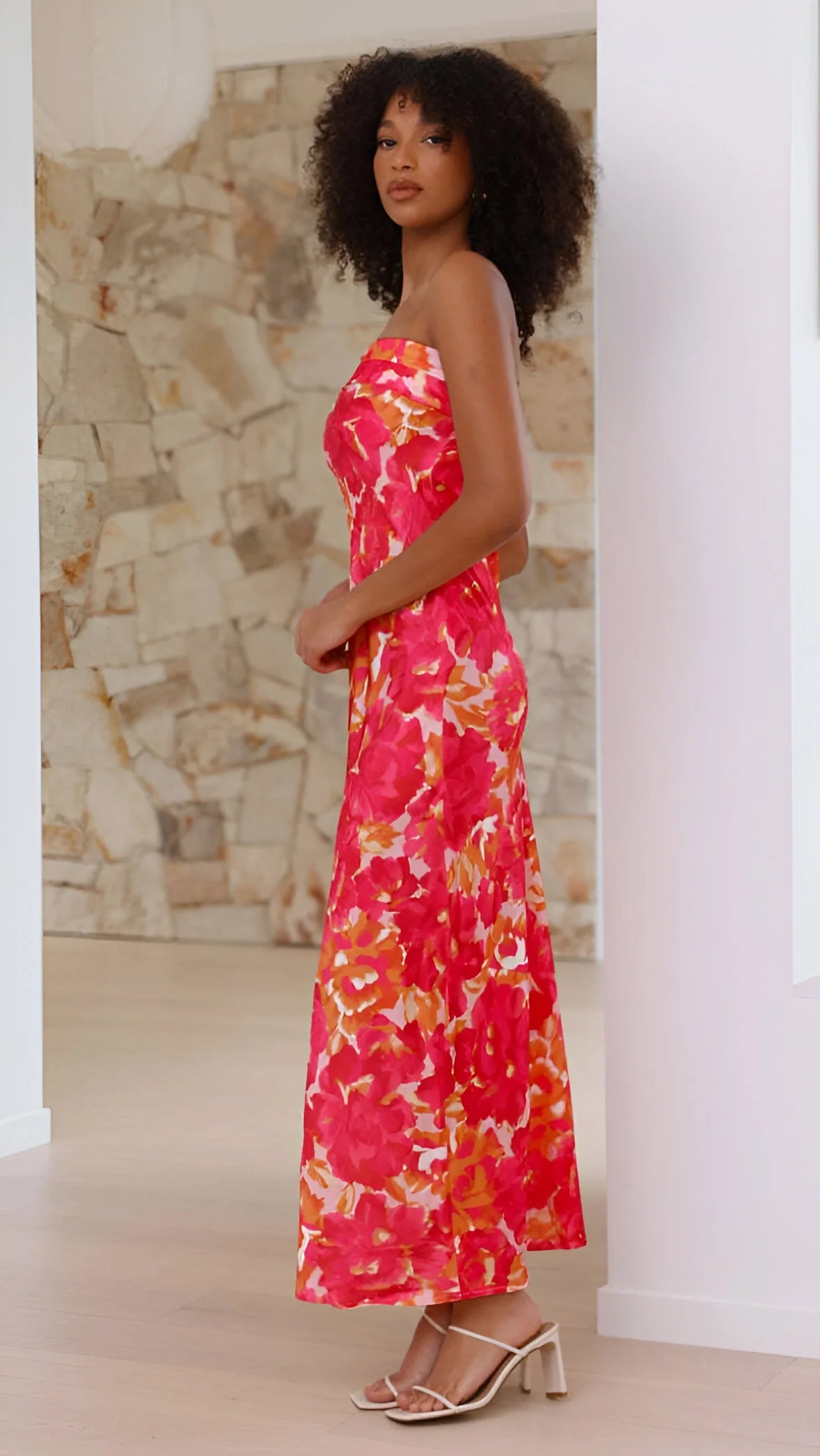 Violette - Robe dos nu en satin à imprimé floral