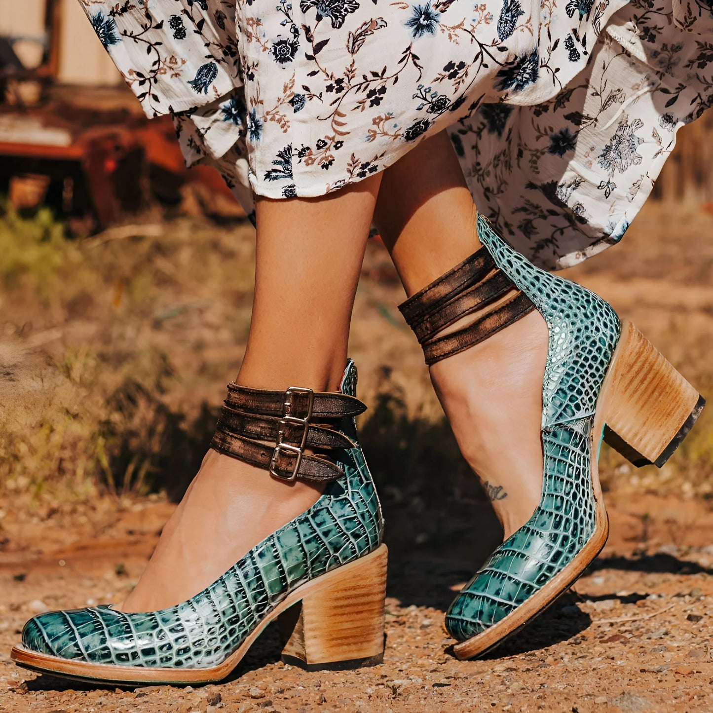 Liesl – high Quallity Buckled Leather Heels