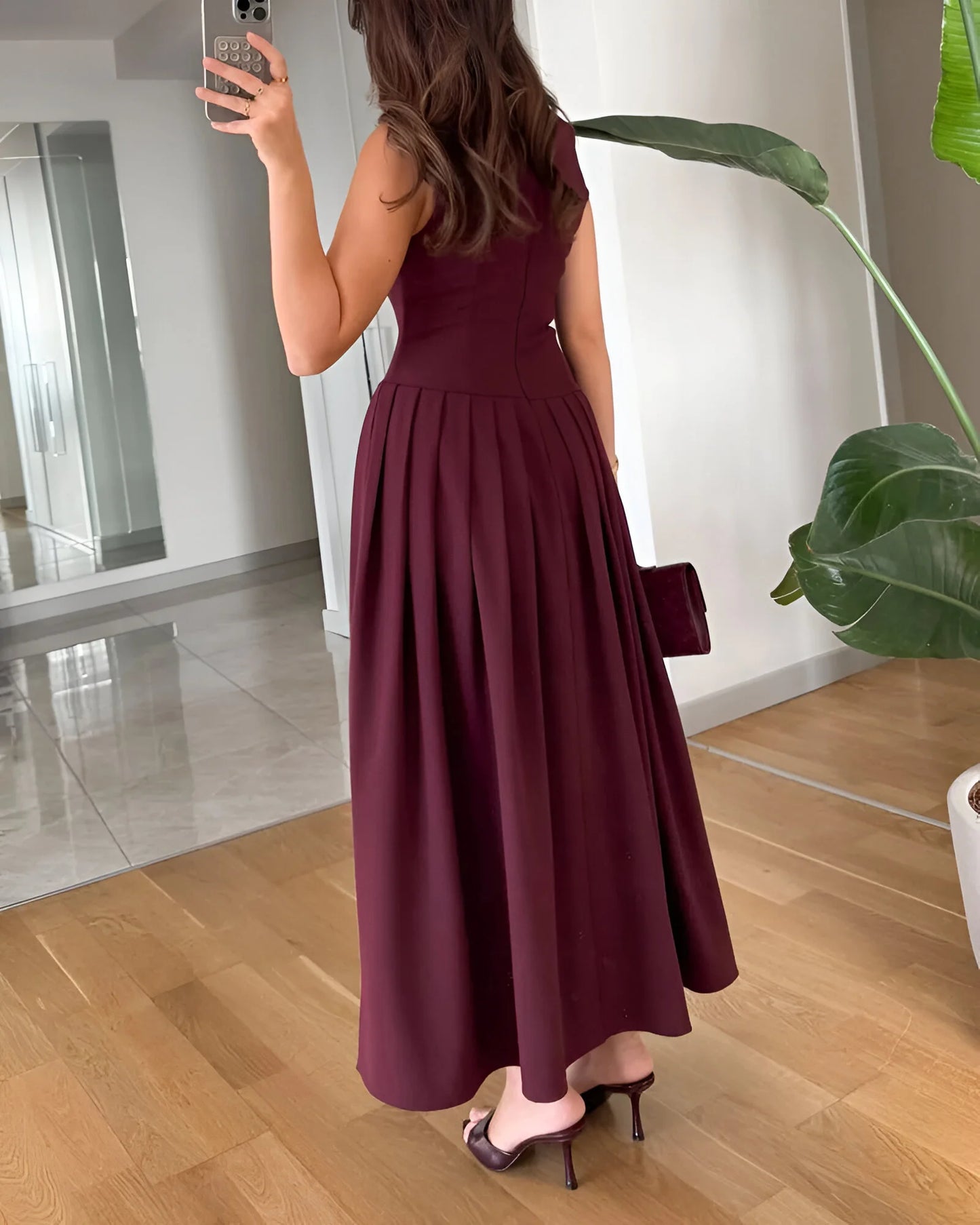 Robe midi plissée asymétrique Céleste